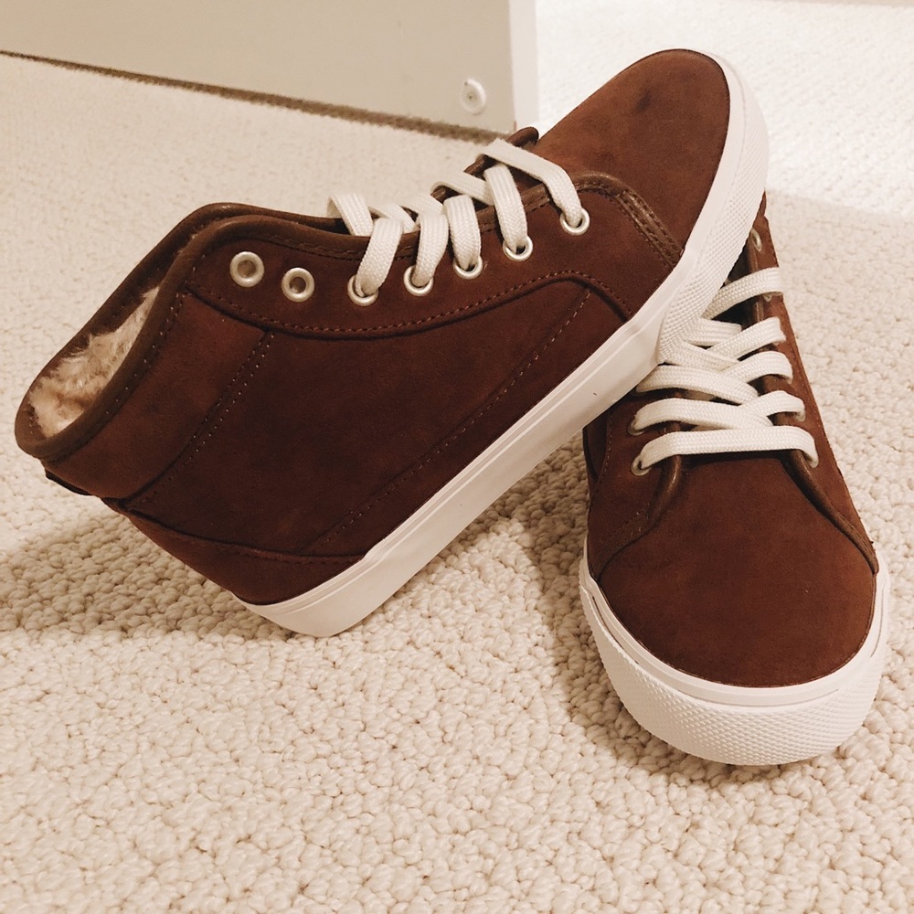 Boy’s Size 3 Fur and Suede Lace Up High Tops